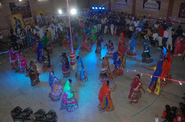 sikar dandiya