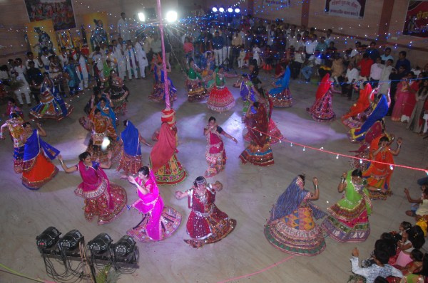 sikar dandiya
