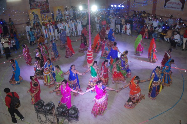 sikar dandiya