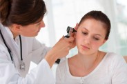 ear-flows-with-difficulty-in-the-throat