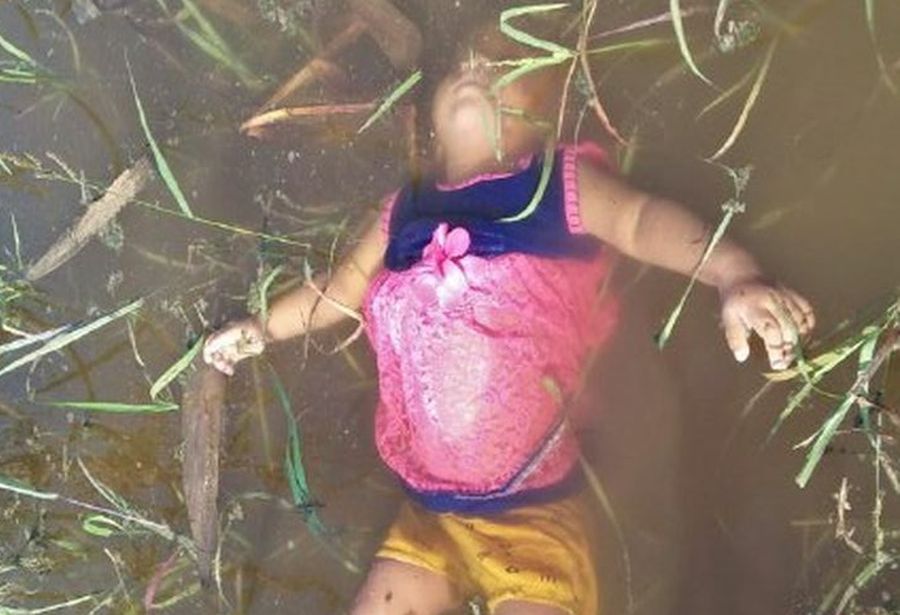 MP CM shivraj singh chouhan helf Khandwa water drown in 3 year old