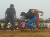 Boy Wrestler VS Girl Wrestler