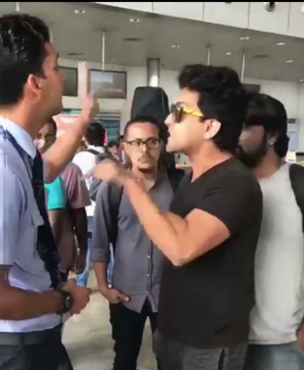 singer adityanarayan