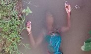 semi nude body of girl
