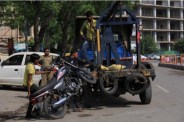 People suffering from flaws of Parking the Vehicle in No Parking Area