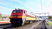 train stop on track, track stop all sudden, noise in train, train fault, running train stop and passenger scared, indian railway, rail accident, gwalior indore intercity, shivpuri news, gwalior news in hindi, mp news