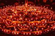 Deepawali 2017, Diwali in Kota,  mud lamp ignited on diwali, 25 lakhs mud lamp ignited in Kota, Rajasthan Patrika, Kota Patrika, Patrika News, Kota News, 