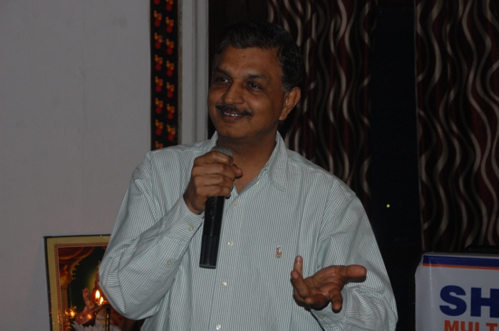 Dr Vikram Shah Lecture in Medical Camp at Ummed Bhawan in Kota