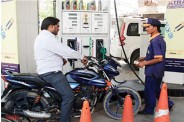 without helmet gets petrol