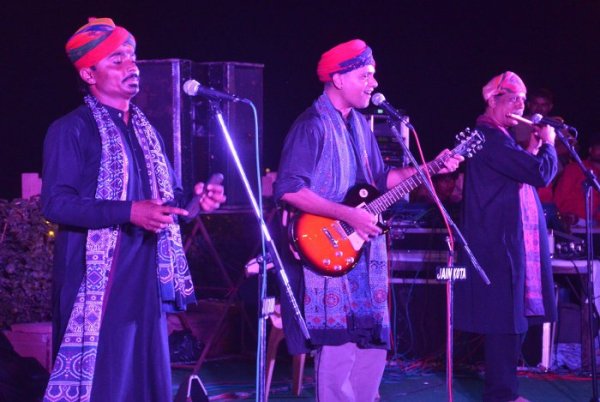 Karva Chauth 2017, Karva Chauth Celebration in kota, Seven Wonders Kota, Rajasthan Patrika, Kota Patrika, Patrika News, Kota News, Patrika News