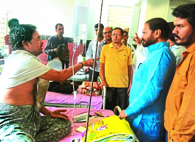 Bad Water Cooler in Hospital, MLA Visits in Hospital, patient Troubled, Hospitals in Kota, Kota Patrika, Patrika News, Rajasthan Patrika, Healthcare in India, Healthcare in Rajasthan, National health mission, sehatsudharosarkar