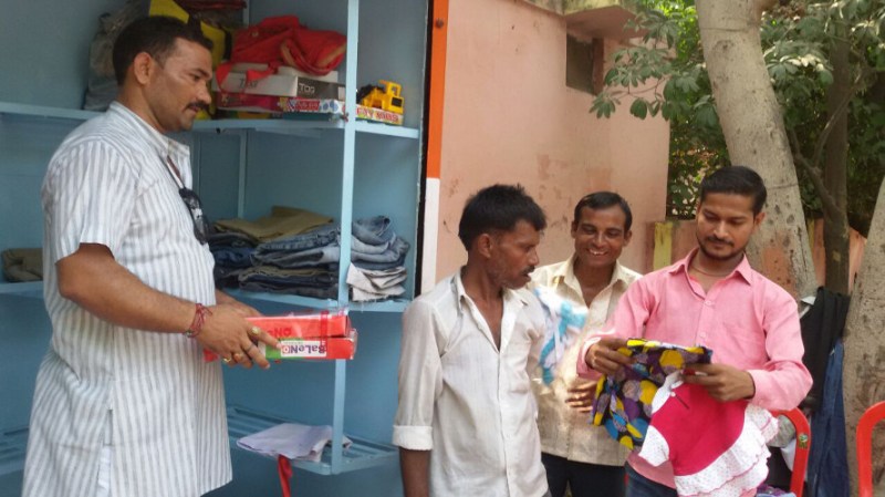 Teacher Sachin Mishra neki ki deewar in Hardoi UP Hindi News