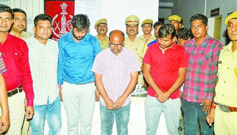 Crime, Crime in Jhalawar, Jhalawar Police, gambling, Arrest, National Highway, Accident, Crime in Kota, Police in Kota, Kota, Kota News, Rajasthan Patrika, Patrika News,