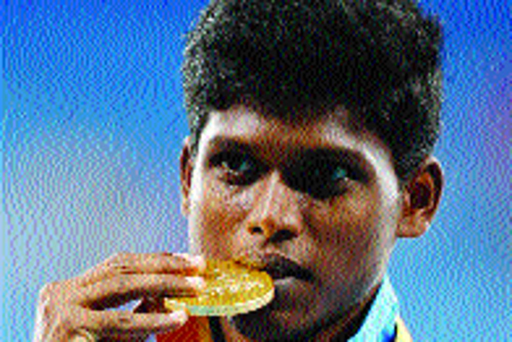 Paralympic gold winner Maraiappan in trouble