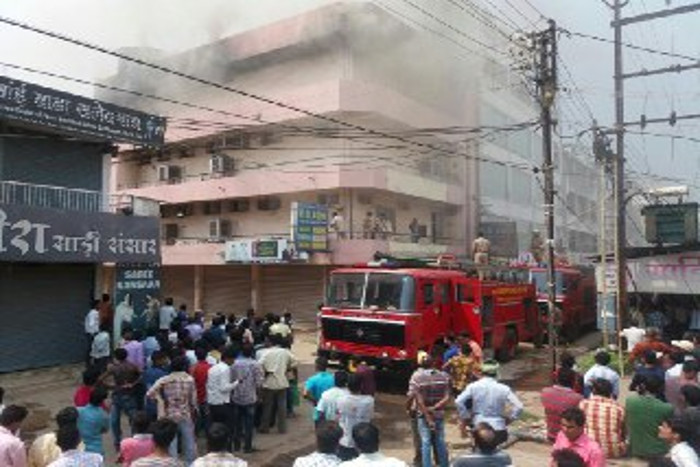 Raipur pandari market fire
