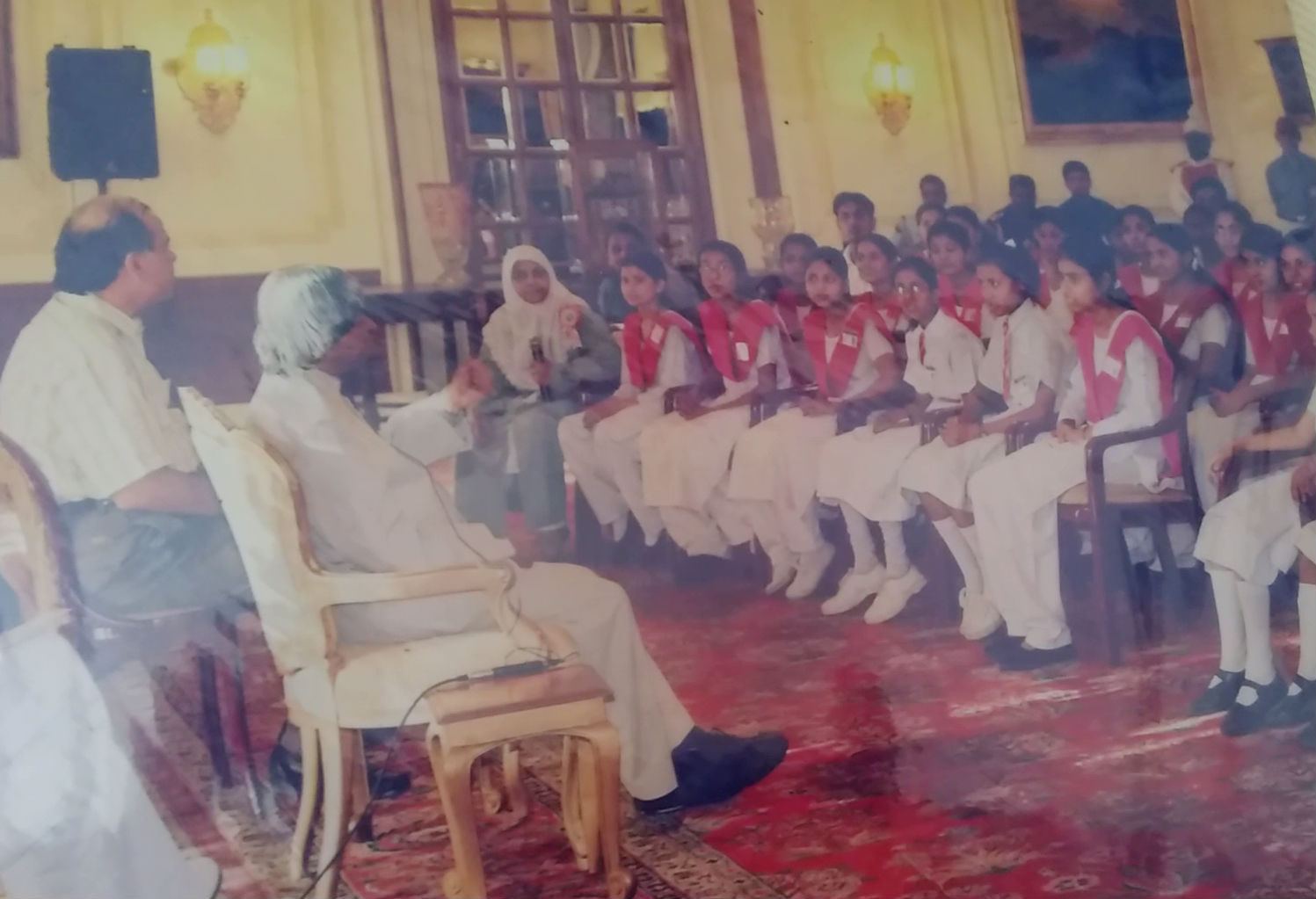 कलाम ने फिरोजाबाद के इन छात्राओं को दिया था सफलता का मंत्र 