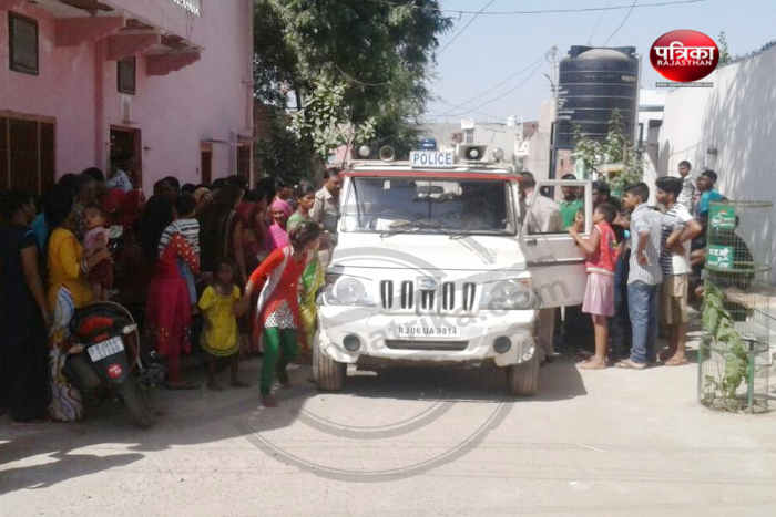 Bhilwara, bhilwara news, Sword hoarseness panic in bhilwara, Latest news in bhilwara, Bhilwara news in hindi, Latest hindi news in bhilwara