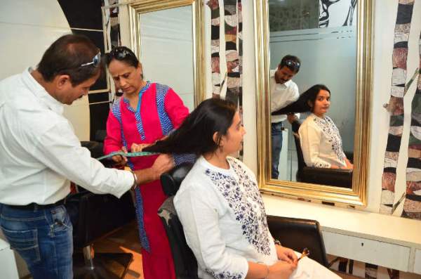 jaipur girl donates hair