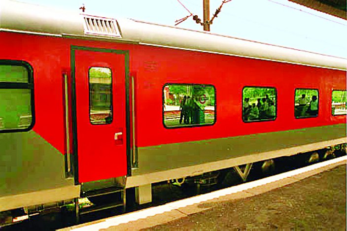 Special Rajdhani Express, Delhi-Mumbai Railway Route, Train Time Table, National Train Inquiry System, Kota Junction, Passenger, Kota Junction, Indian Railway, Kota, Kota Patrika, Kota Patrika News, Rajasthan Patrika