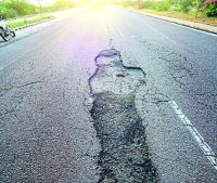 National Highway Authority, Baran Road Forelane Highway, Forelane Highway, Contract Terms, Damaged Road, Road Renewal, Kota-Baran Tolvez Limited, Toll Plaza, Kota, Kota Patrika, Kota Patrika News, Rajasthan Patrika