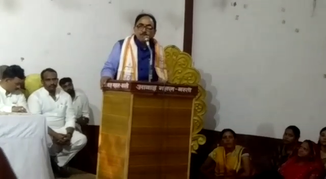 अयोध्या में राम मंदिर निर्माण पर महेंद्र नाथ पांडेय का बयान, कोर्ट के निर्देशों का होगा पालन