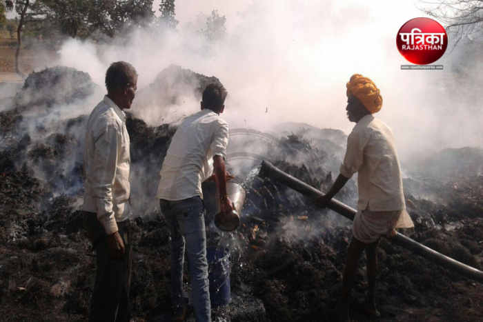 bhilwara, Bhilwara news, Burnt crop fire in bhilwara, Latest news in bhilwara, Bhilwara nerws in hindi, Latest hindi news in bhilwara