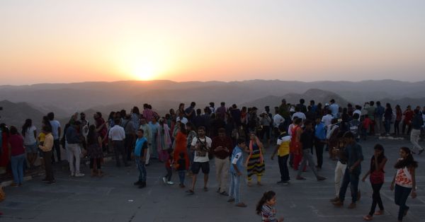 monsoon place sajjangarh udaipur sunset point