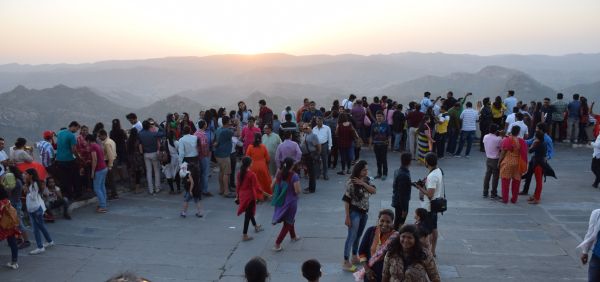 monsoon place sajjangarh udaipur sunset point