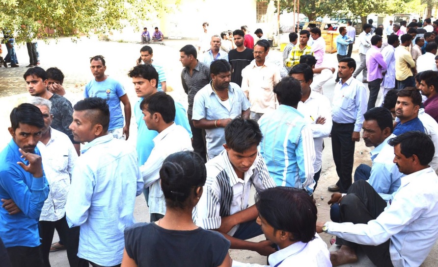 sikar accident