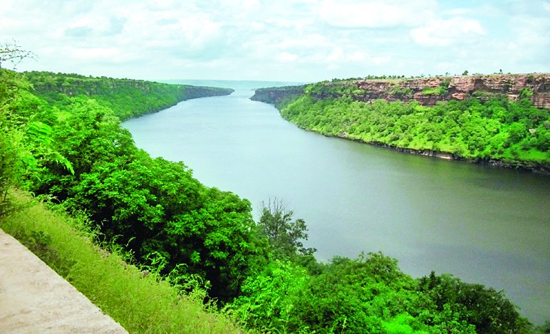 Tributaries, Chambal, State Government, Assembly, Parvati  Rivers,  Kali Sindh Rivers, Brahmani Rivers,  Hydrology Theoretical Approval Commission, Central Water Commission, Project to connect rivers, Kota, Kota Patrika, Kota Patrika News, Rajasthan Patrika