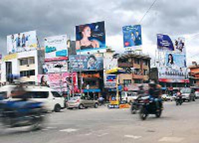Illegal hoarding and unipole, Municipal corporation, Revenue recovery, Political pressure, Corporation commissioner, Advertising agency, Revenue section, Congress party, Kota, Kota Patrika, Kota Patrika News, Rajasthan Patrika