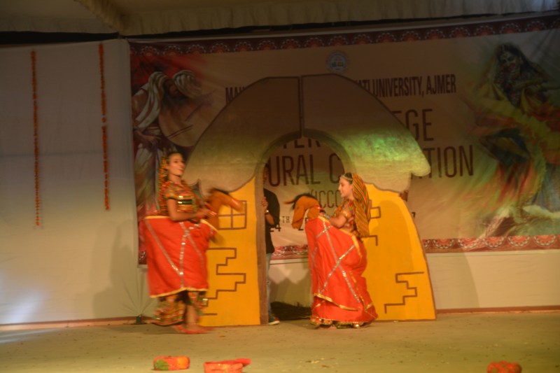 beautiful pics of inter college cultural program