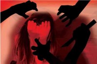  Unprotected capital for women,Gang rape by women in house