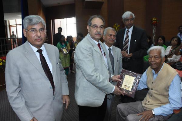 AMU JN medical college students conference started in Aligarh