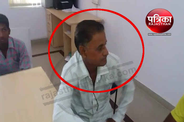 Bhilwara, bhilwara news, Girdawar arrested for taking bribe in bhilwara, Latest news in bhilwara, Bhilwara news in hindi, Latest hindi news in bhilwara