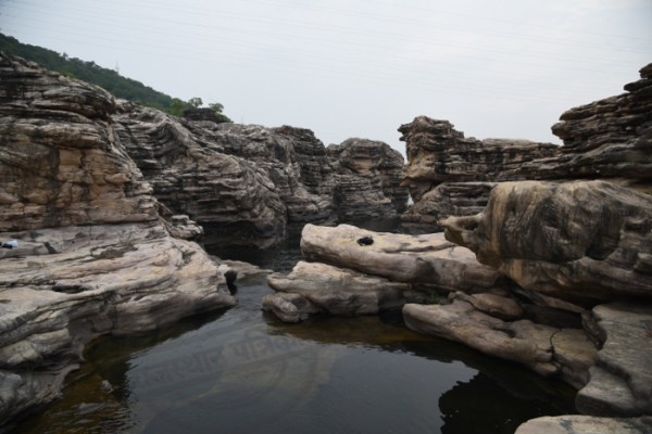 Picnic spot in Rajasthan, picnic spot in Kota, Rawatbhata, Waterfall in Kota, chuliya waterfall Kota, latest news, Chambal,  Mukundra Hills Tiger Reserve, Rajasthan Patrika kota, Kota rajasthan Patrika