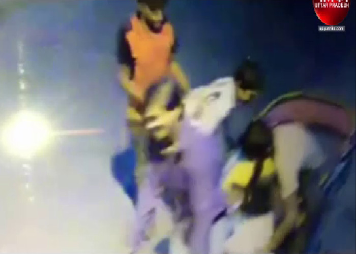 Four thieves caught by CCTV in Kanpur