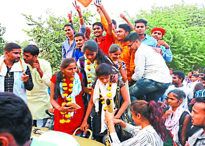abvp-woke-up-at-9-out-of-12-colleges-in-the-district