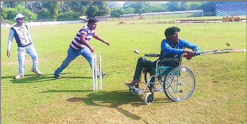 OMG! इन्हें क्रिकेट खेलते देख चौंक जाएंगे आप...कोटा में बनी पहली दिव्यांग क्रिकेट टीम