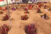 Nindar jameen Samadhi Satyagraha