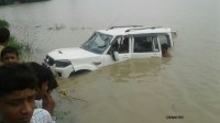 Car Falling in Ganga