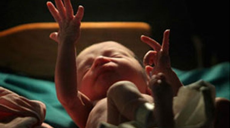 इंसानियत हुई तार-तार: भीण्डर के इस गांव में मिला सात माह का कन्या भ्रूण,  खंगाली
जा रही डिलीवरी वाली महिलाओं की सूची, देखें वीडियो