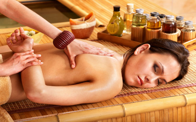 oil-massage-for-body