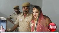 Police Constable start taking Selfie with Foreigner lady