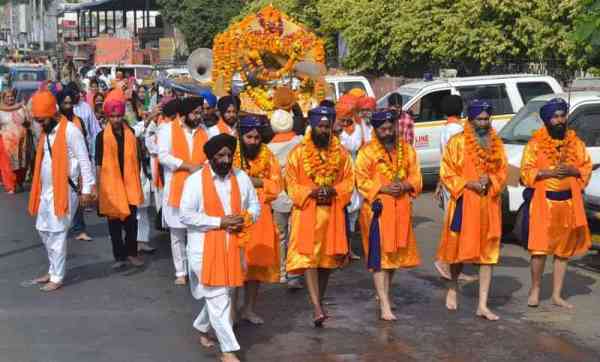 gurunanak jayanti celebrated in city