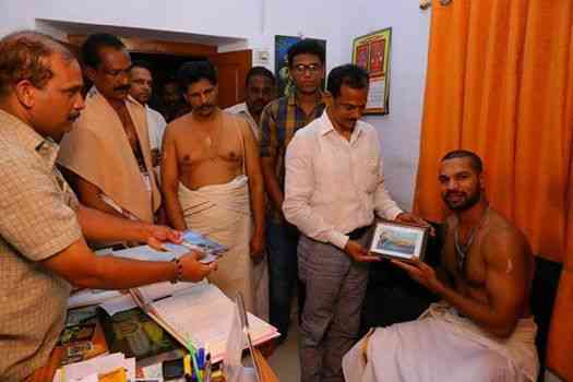 before India new Zealand last match dhawan and shastri went to temple