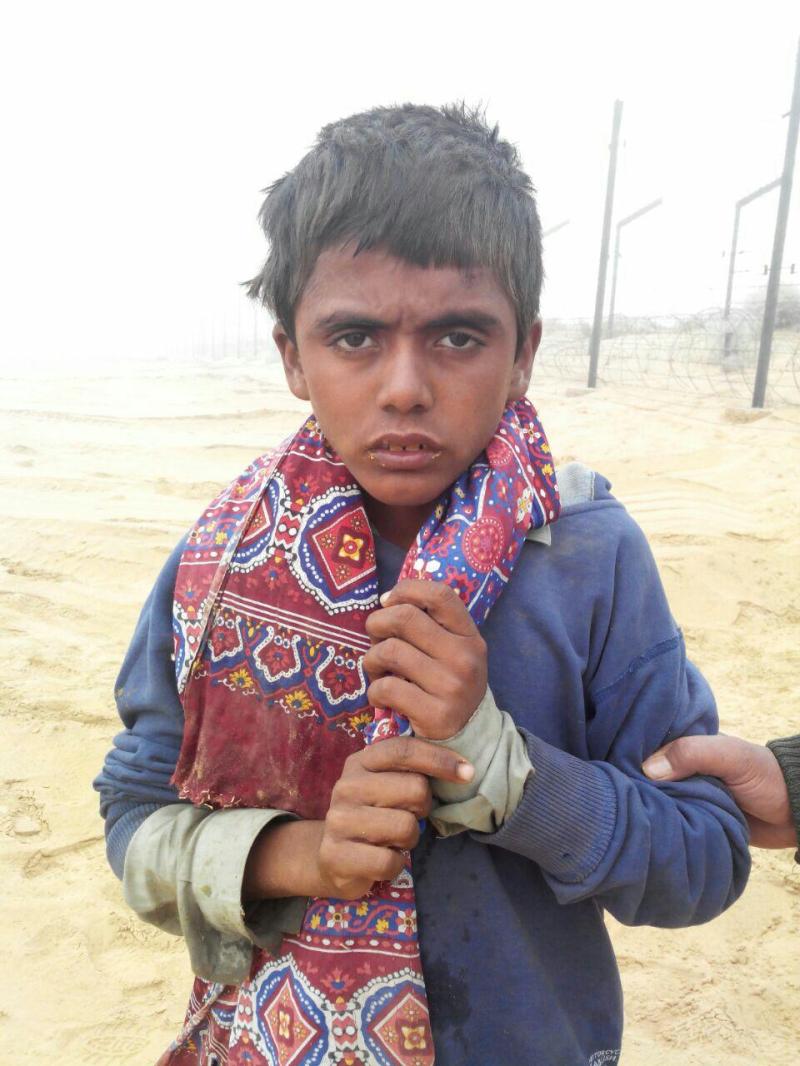 border crossed by pakistani kid handed over to pak rangers