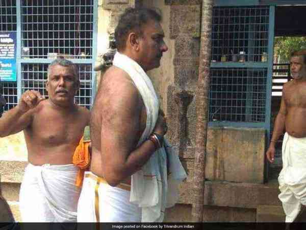 before India new Zealand last match dhawan and shastri went to temple
