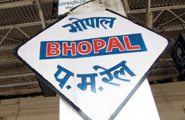 satna to bhopal distance
