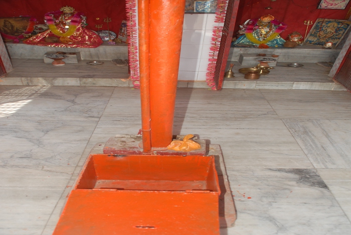 Theft in the temple, Temple in Kota, Demand for Arrest, Cash theft from donation boxes, Search for the accused, Encroachment, Municipal kota, Theft, Crime, Crime in Kota, Police in Kota, Kota, Kota News, Rajasthan Patrika, Patrika News